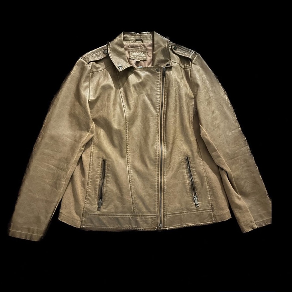 Women's Tan Leather Jacket